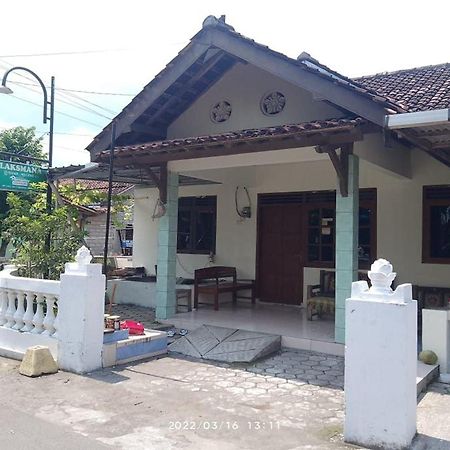 Homestay Damandiri Prambanan Syariah Salakan المظهر الخارجي الصورة
